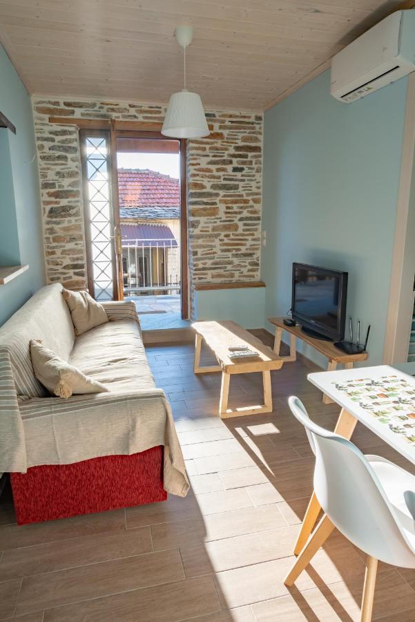 Με Θέα Το Ηλιοβασιλεμα 2 Villa Áfissos Eksteriør bilde